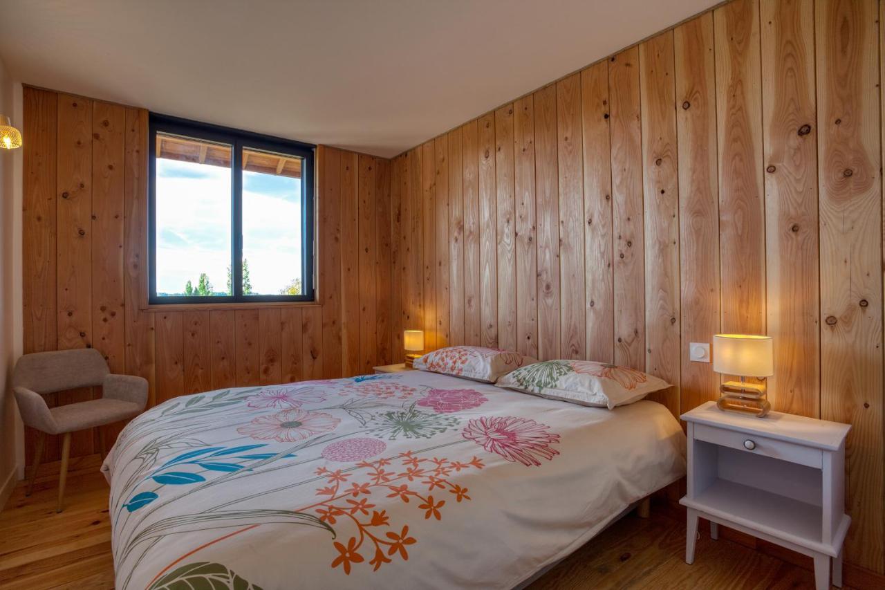 Le Jardin De Lyno Villa Belves Exterior photo